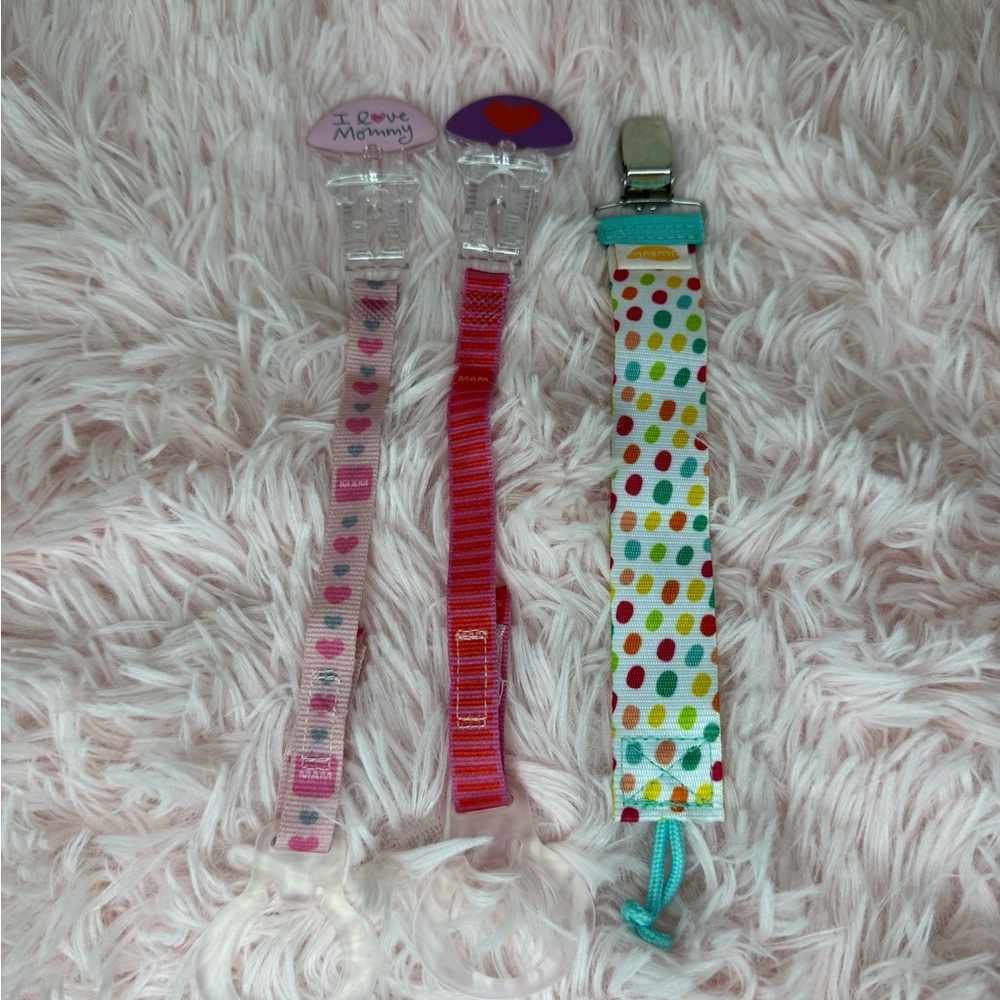 Three pacifier clips 🛍